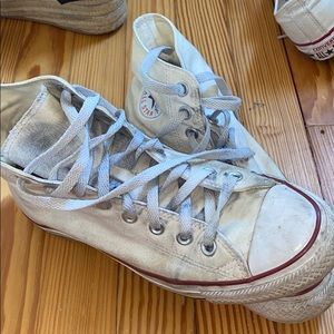 Women’s high top converse